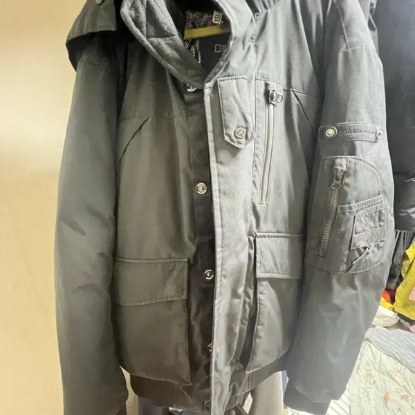 [BUNJANG] National Geographic Padded Jacket / 내셔널 지오그래픽 패딩