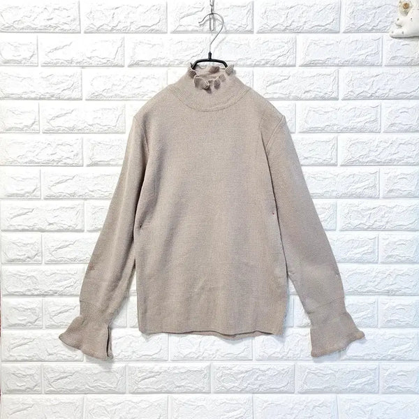 [BUNJANG] Beige Ruffle Neck Knit Sweater / 예쁜 프릴 목 니트