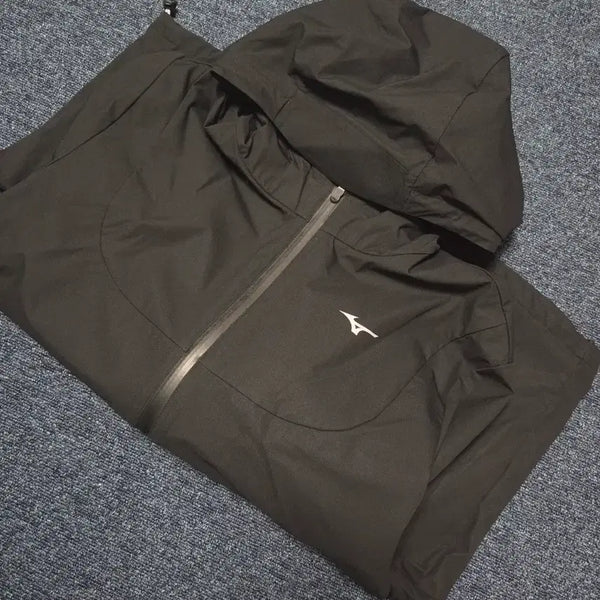 [BUNJANG] Mizuno Windbreaker Jacket Black L / 미즈노 바람막이 블랙 L