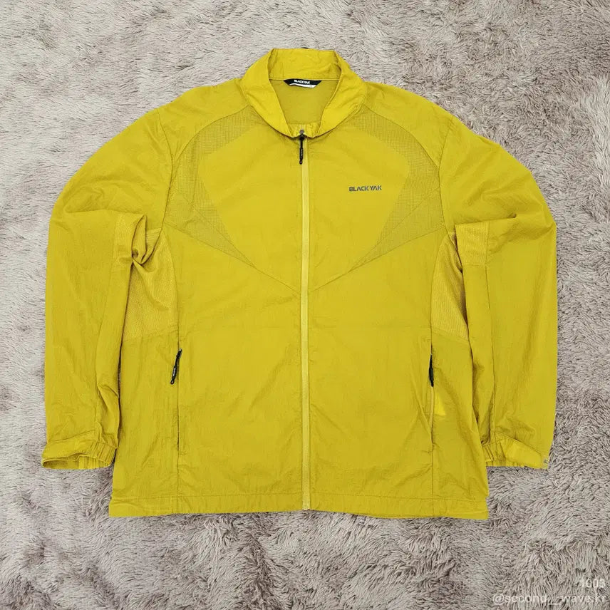 [BUNJANG] Blackyak Windbreaker 110 / C18. 블랙야크 바람막이 110