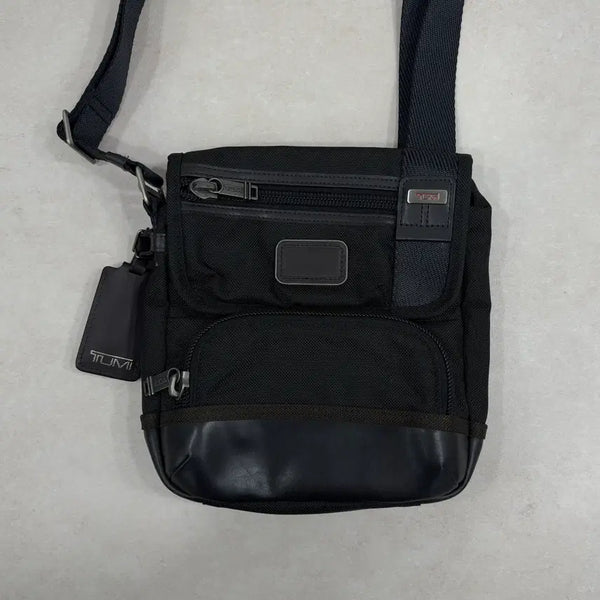 [BUNJANG] Tumi Alpha Bravo Bastou Crossbody / 투미 알파 브라보 바스토우 크로스바디