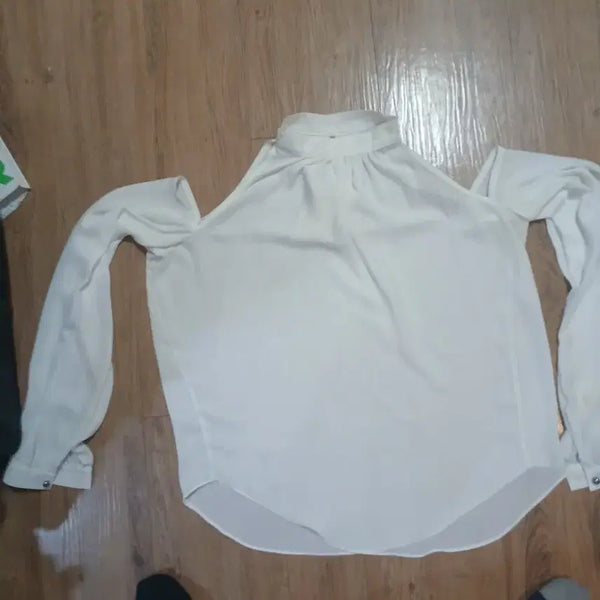 [BUNJANG] Off-Shoulder Blouse / 오프숄더 블라우스/55.66