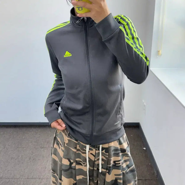 [BUNJANG] Adidas Triangle Logo Grey Neon Track Jersey / Adidas 아디다스 삼각로고 그레이 네온 트랙 져지