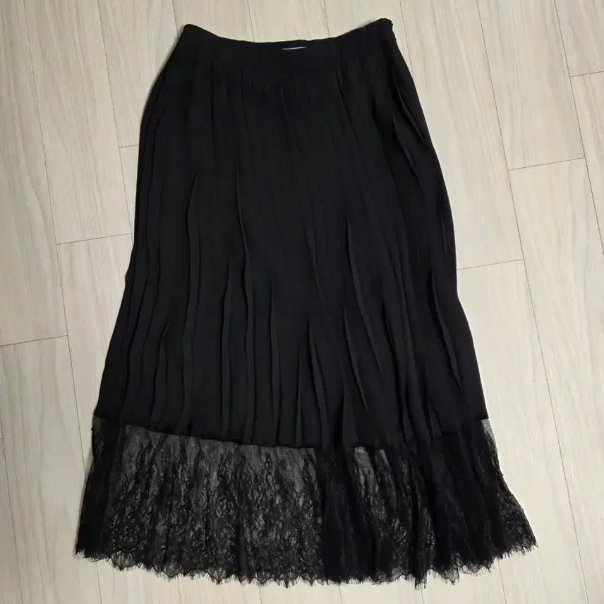 [BUNJANG] Vicky Pleated Lace Skirt / (새상품)브랜드 비키 플리츠 레이스 주름 스커트