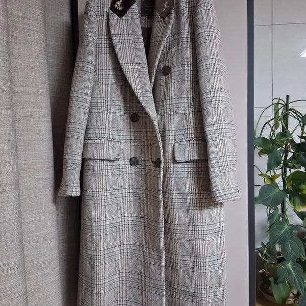 [BUNJANG] Thursday Island Check Pattern Long Coat / 써스데이아일랜드 체크패턴 롱코트