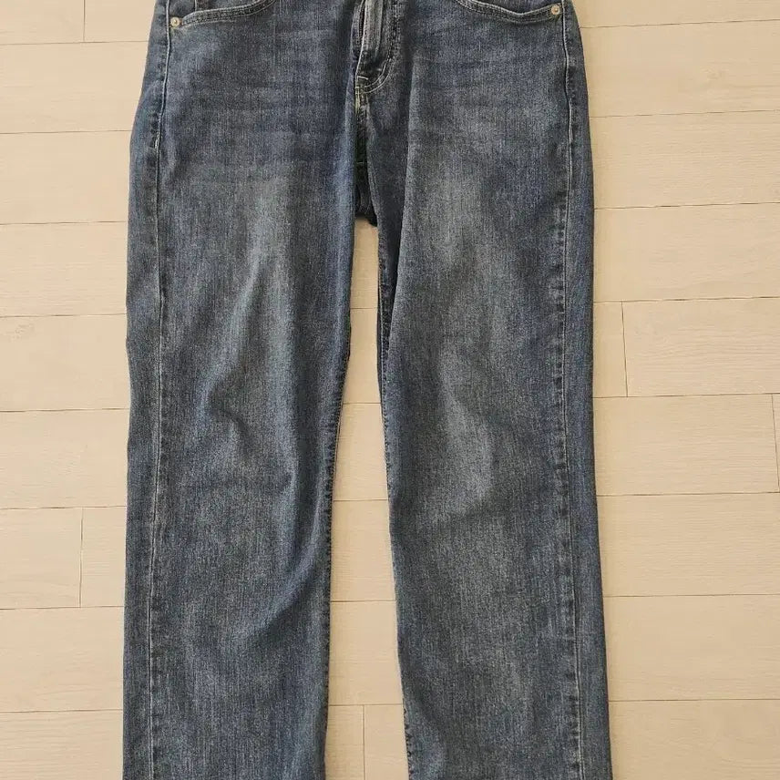 [BUNJANG] TOPTEN Regular Fit Jeans (30) / 탑텐 청바지 30 일반핏허리40  밑위25   밑단18.5  허벅지29.5  총장94몇차례 입었습니다