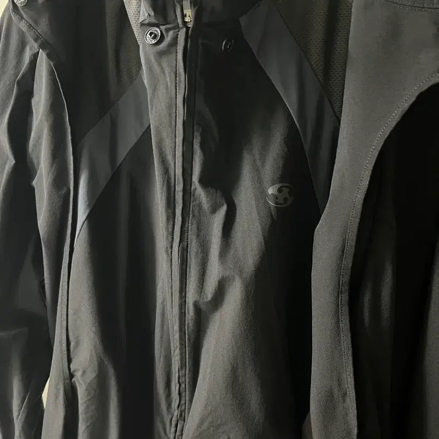 [BUNJANG] Sansan Gear Conversion Windbreaker Size 3 / 산산기어 컨버전 바람막이(3)