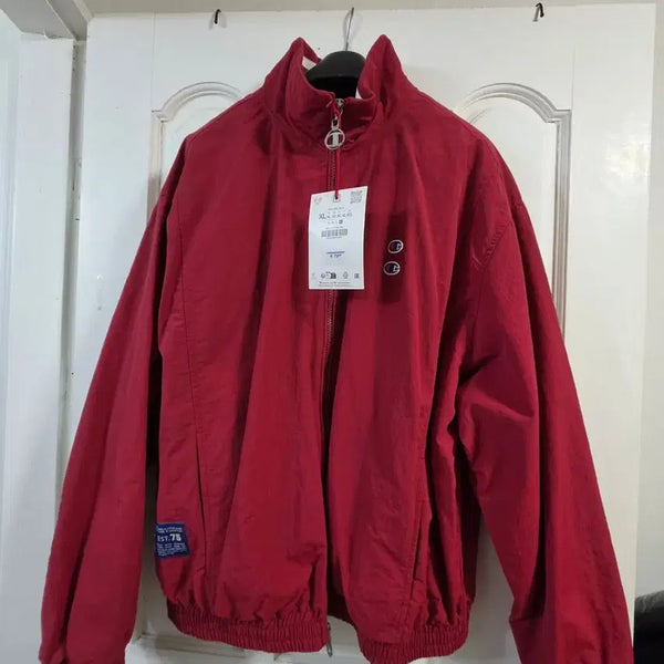 [BUNJANG] Zara x Champion Technical Patch Jacket Red XL / [새상품] 자라 x 챔피온 테크니컬 패치 자켓 레드 XL