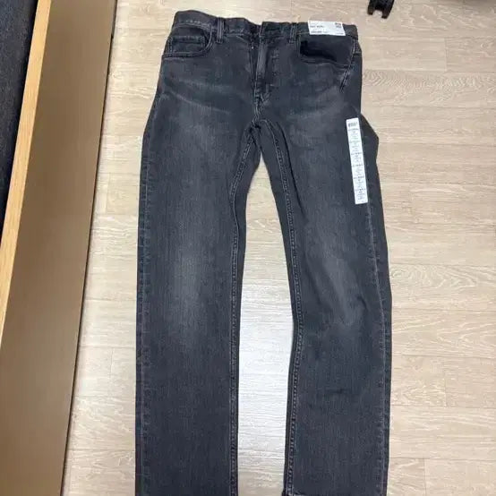 [BUNJANG] Uniqlo Straight Jeans / 유니클로 스트레이트 진