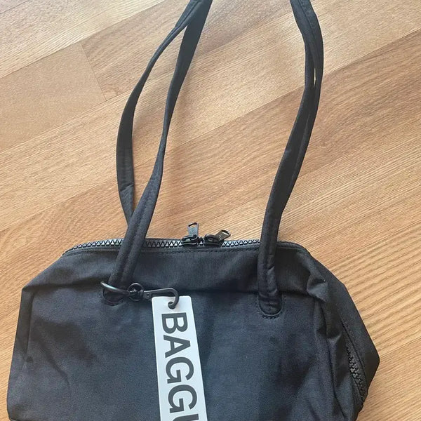 [BUNJANG] BAGGU Small Nylon Bowler Bag Black / BAGGU 바쿠 스몰 나일론 보울러 백 블랙