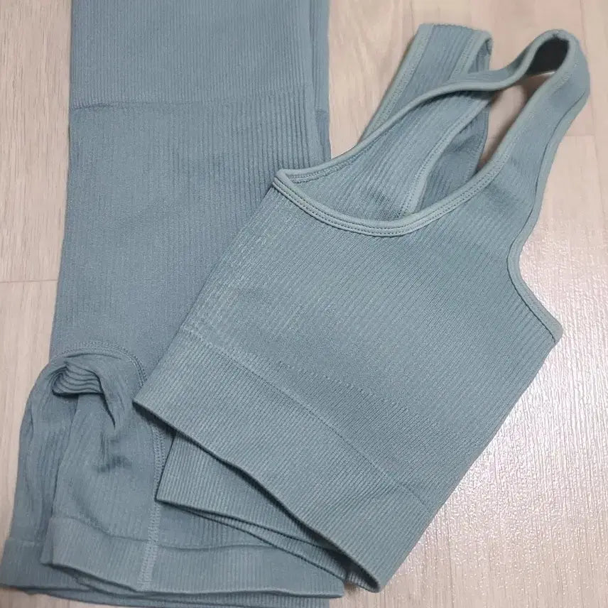 [BUNJANG] Tone-Down Mint Yoga & Pilates Set / 요가복 필라테스 세트 톤다운 민트