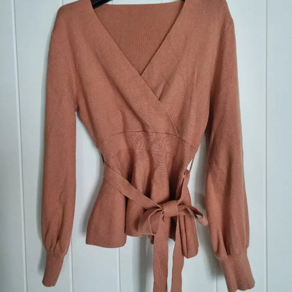[BUNJANG] Wrap Design Knit Blouse / (오늘특가)랩 디자인 니트 블라우스
