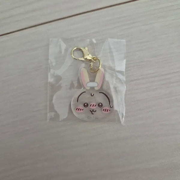 [BUNJANG] Chiikawa Usagi Acrylic Charm / 치이카와 레스토랑 우사기 아크릴챰
