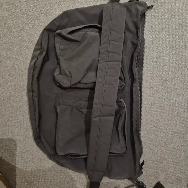 [BUNJANG] AMIACALVA Body Bag Grey / 아미아칼바 바디백 그레이