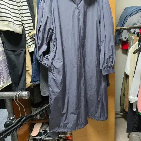 [BUNJANG] Amomento Charcoal Windpiece One-Piece / 아모멘토 차콜 윈피스