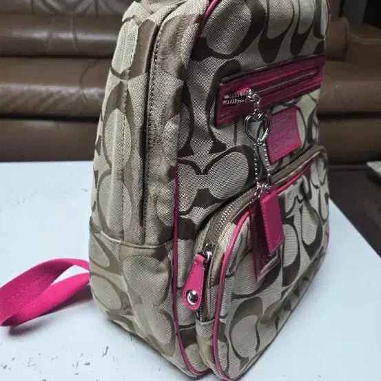 [BUNJANG] Coach Signature Backpack Beige/Pink / 코치 시그니처 백팩 베이지 핑크