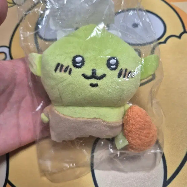 [BUNJANG] Goblin Chicken Holding Keychain / 먼작귀 고블린 키링