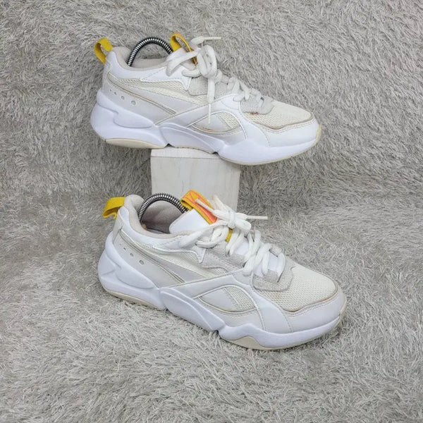 [BUNJANG] Puma Nova 2 W Sneakers / 구제짱짱맨 220 푸마 노바2 W 스니커즈