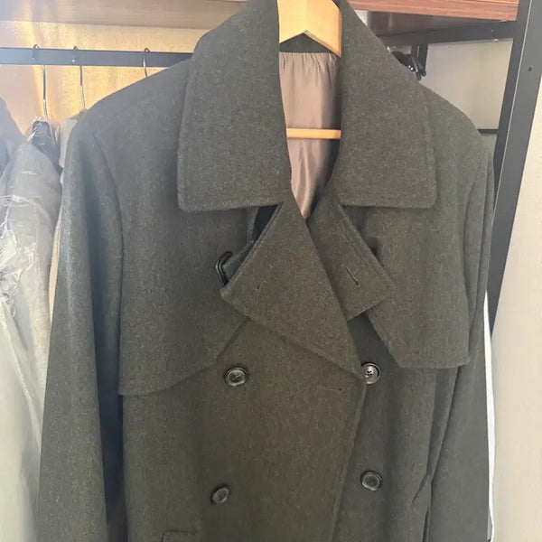 [BUNJANG] Double-Breasted Coat Khaki M / 공유 코트 M (TL 제작)