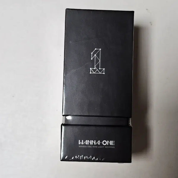 [BUNJANG] Wanna One Lightstick Mini Keychain / 워너원 너블봉 미니 응원봉 키링 새상품