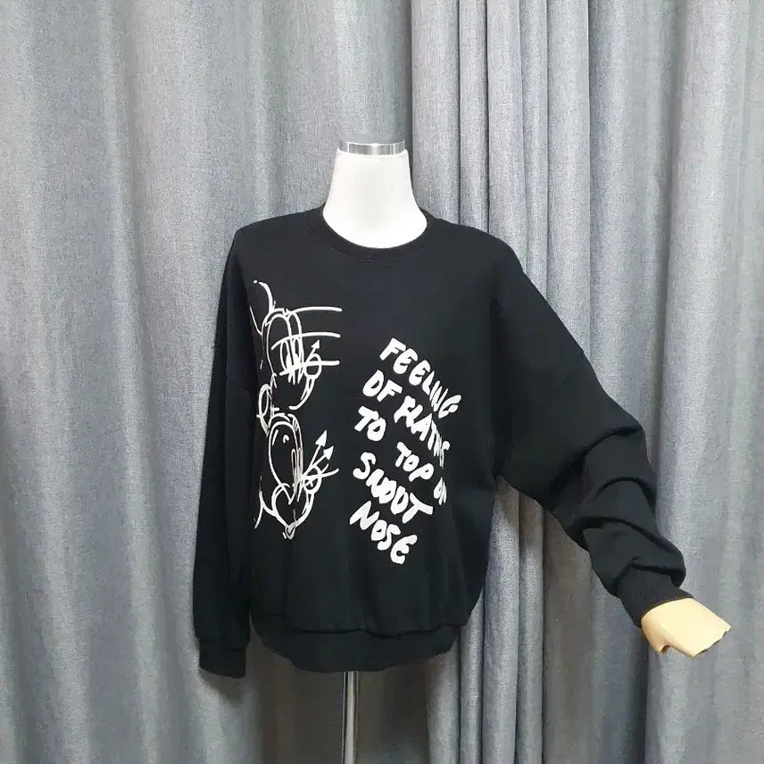 [BUNJANG] Mickey Black Sweatshirt / 미키 블랙 맨투맨