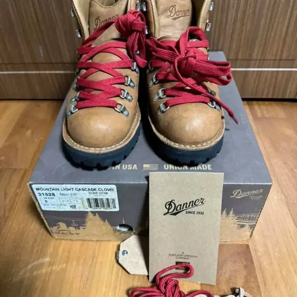 [BUNJANG] Danner Mountain Light Cascade Clovis US 8 Boots / [US8] 대너 마운틴라이트 캐스케이드 클로비스