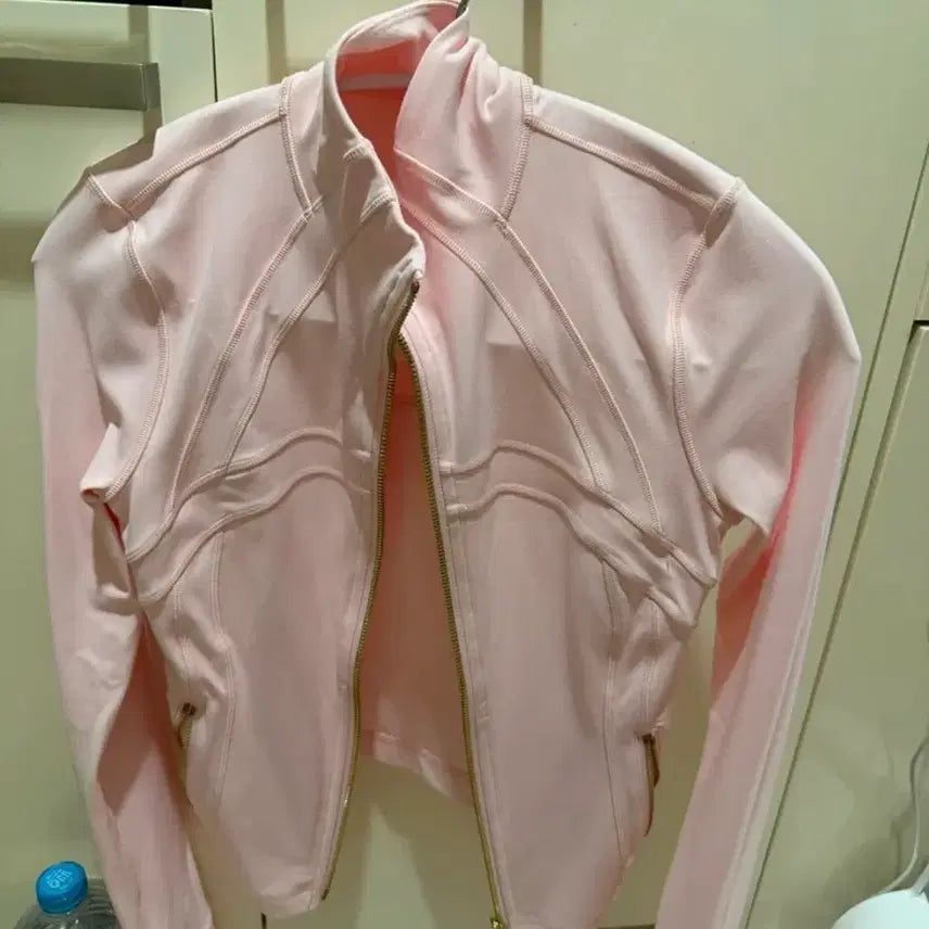 [BUNJANG] Lululemon Define Crop Jacket Pink Size 4 / 룰루레몬 디파인 크롭 자켓 핑크