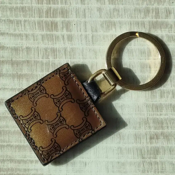 [BUNJANG] Celine Triomphe Keychain Key Holder Key Pouch / 미사용 정품 셀린느 트레옹프 키링 키홀더 키파우치 열쇠고리