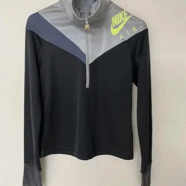 [BUNJANG] Nike Half-Zip Cropped Top / 나이키 반집업 | 하프집업 크롭 상의