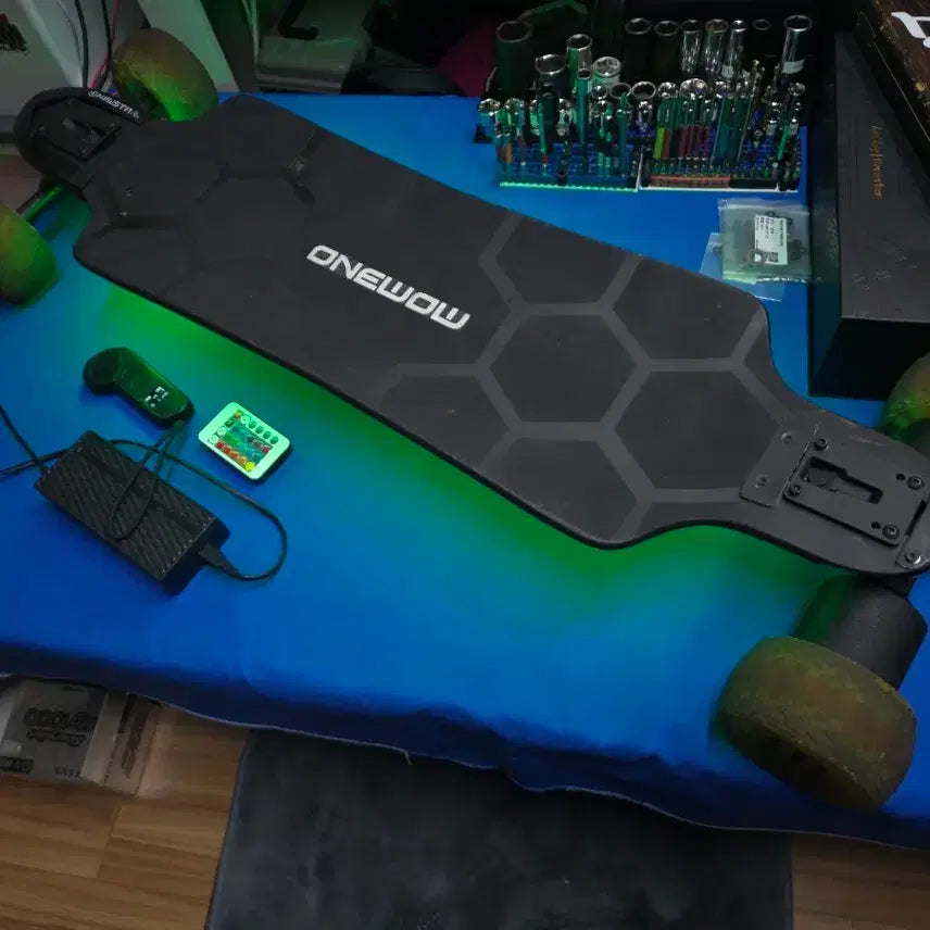 [BUNJANG] ONEWOW Electric Kickboard Set / ONEWOW 전동 킥보드 본체 + 컨트롤러 + 충전기