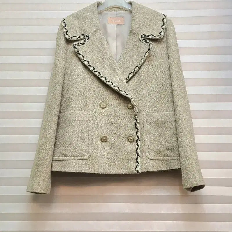 [BUNJANG] CC Collect Tweed Color-Block Double-Breasted Jacket / cc콜렉트> 트위드배색 더블자켓 (429천원)