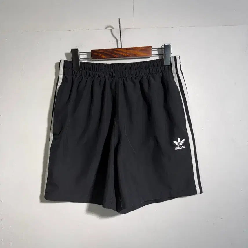 [BUNJANG] Adidas Firebird Short Pants Black L / 아디다스 파이어버드  숏팬츠 L D373
