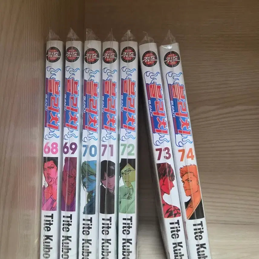 [BUNJANG] Bleach Manga Volumes 68-74 Bundle Set / 일괄) 블리치 만화책 68~74권