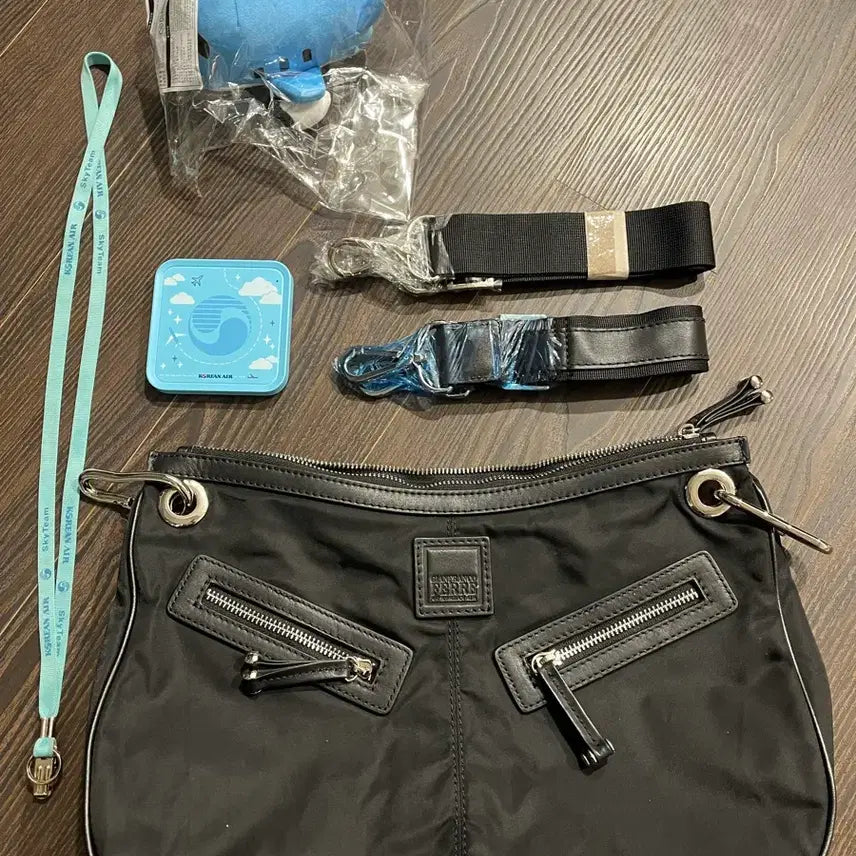 [BUNJANG] Gianfranco Ferré Flight Crew Bag / 지안프랑코페레 승무원 크루백 새상품