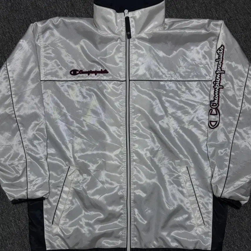 [BUNJANG] Champion Big Logo Windbreaker Jacket / 챔피온 빅로고 윈드브레이커 자켓