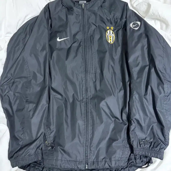 [BUNJANG] Nike Juventus Windbreaker Jacket / 나이키 유벤투스 윈드브레이커 바람막이 자켓