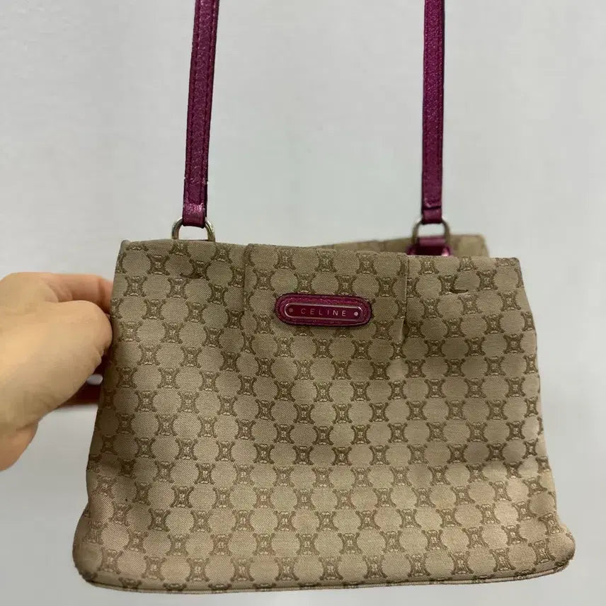[BUNJANG] Celine Macadam Pattern Shoulder Bag / 셀린느 마카담 패턴 숄더백 핑크 스트랩