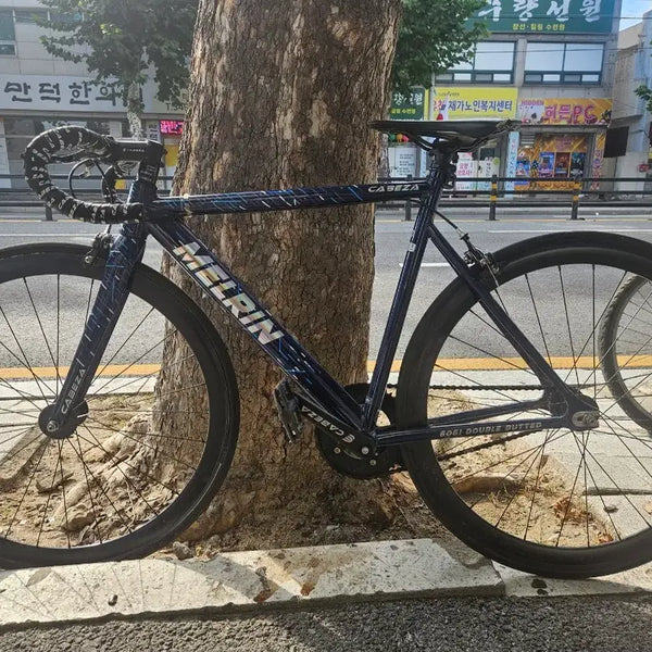 [BUNJANG] Constantine "Cabeza" Melin Bicycle (Used) / 콘스탄틴 카베자 멜린 이고요, 하자 좀 많아요 그리고 더러운 것들은 물티슈로 닦습니다. 입문용으로 좋아요