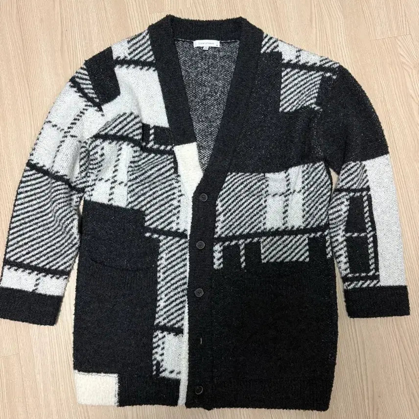 [BUNJANG] River Classique Patchwork Cardigan / 리버클래시 패치워크 가디건 95사이즈 핍니다.