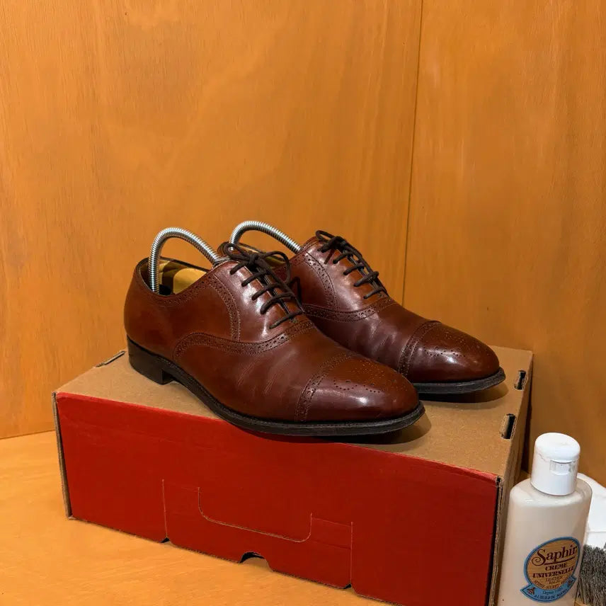 [BUNJANG] John Lobb Saunton Wingtip Shoes 7E / John Lobb Saunton 존롭 선튼 윙팁 슈즈 7E