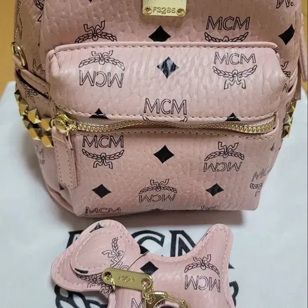 [BUNJANG] MCM Pink X-Mini Backpack with Keychain / Mcm 핑크백팩 입니다