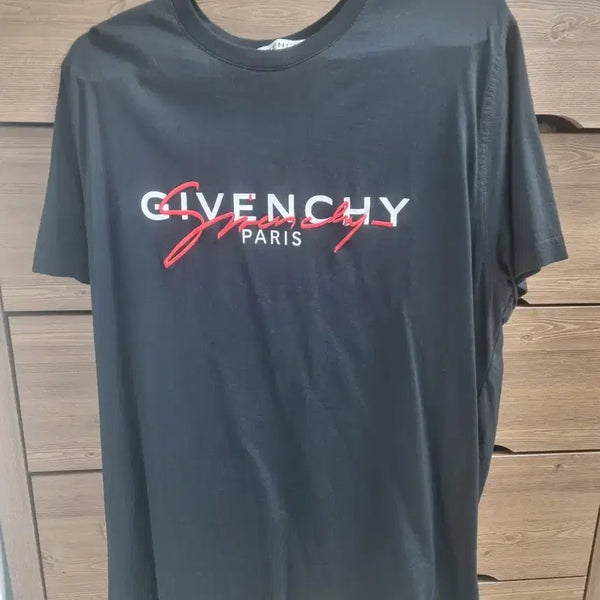 [BUNJANG] Givenchy Men's T-Shirt / 지방시 남자반팔티 팝니다