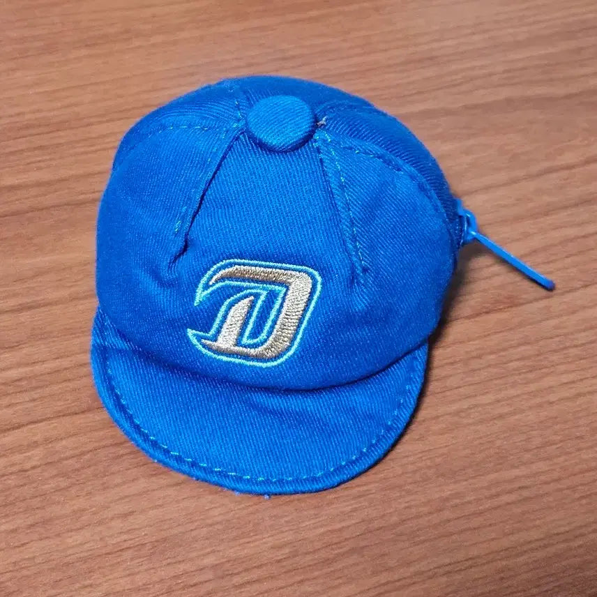 [BUNJANG] NC Dinos Baseball Cap Pouch Keychain / nc 엔씨 다이노스 모자 파우치 키링