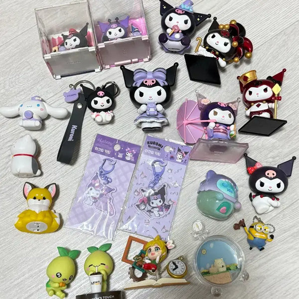 [BUNJANG] Kuromi Figure Bundle Set / 쿠로미 피규어 일괄로 드립니다