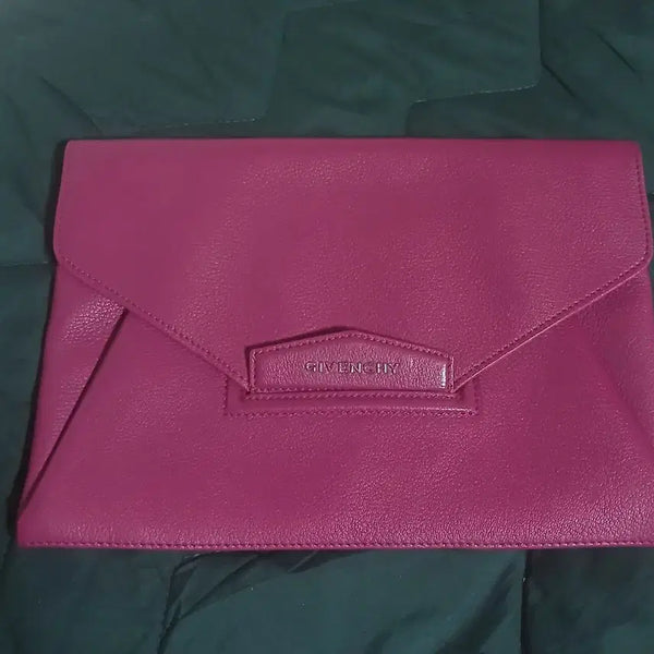 [BUNJANG] Givenchy Leather Clutch / 지방시 클러치