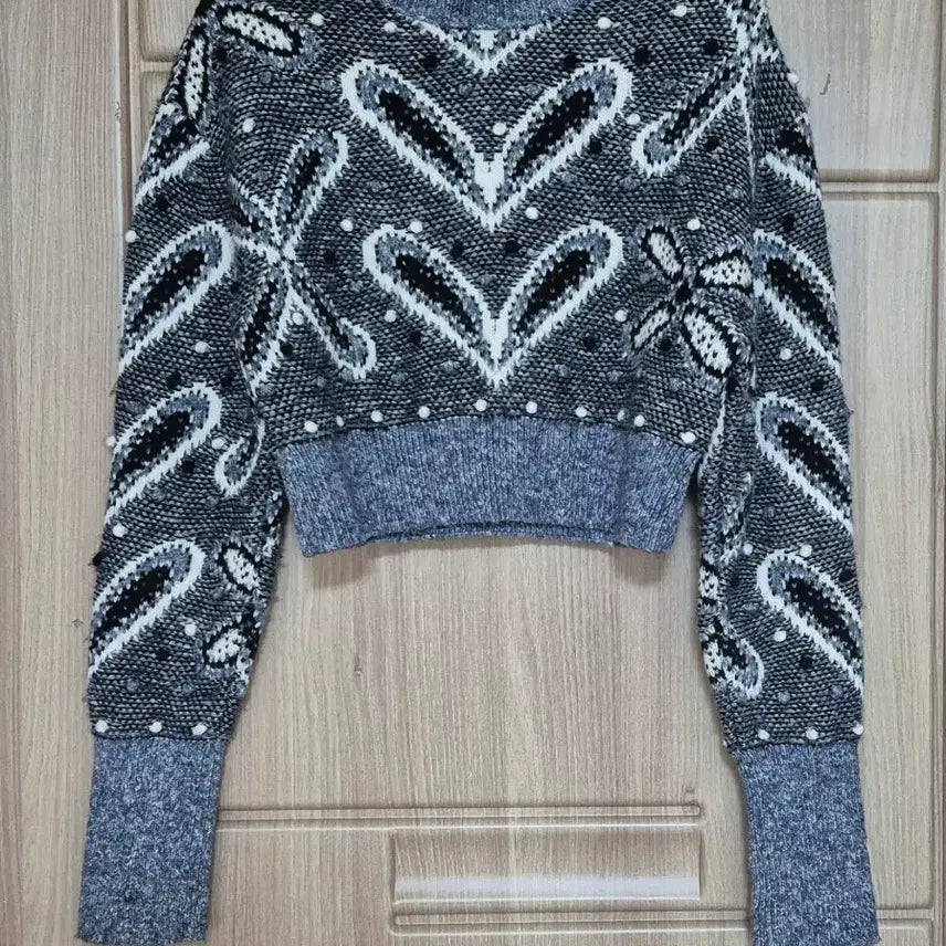 [BUNJANG] ZARA Paisley Pattern Crop Knit S / ZARA 페이즐리 패턴 크롭 니트 (여성)S