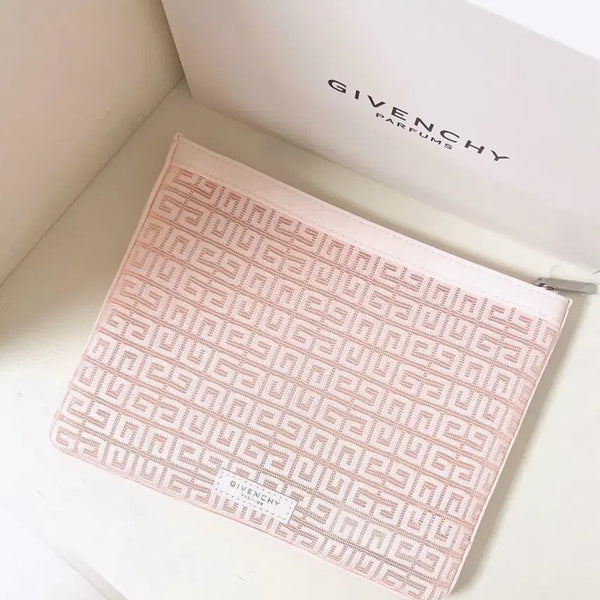 [BUNJANG] Givenchy Beauty Flat Nude Pouch / 지방시 뷰티 플랫 누드 파우치