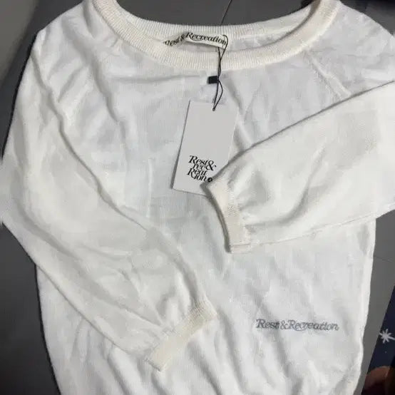 [BUNJANG] Rest & Recreation White Knit Sweater / Rest & Recreation 니트 흰색