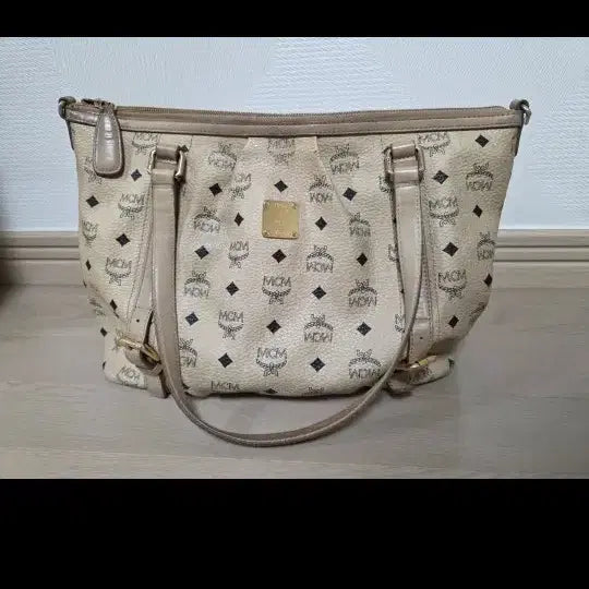 [BUNJANG] MCM Tote Bag Beige / 엠씨엠 가방 팝니다 성주택