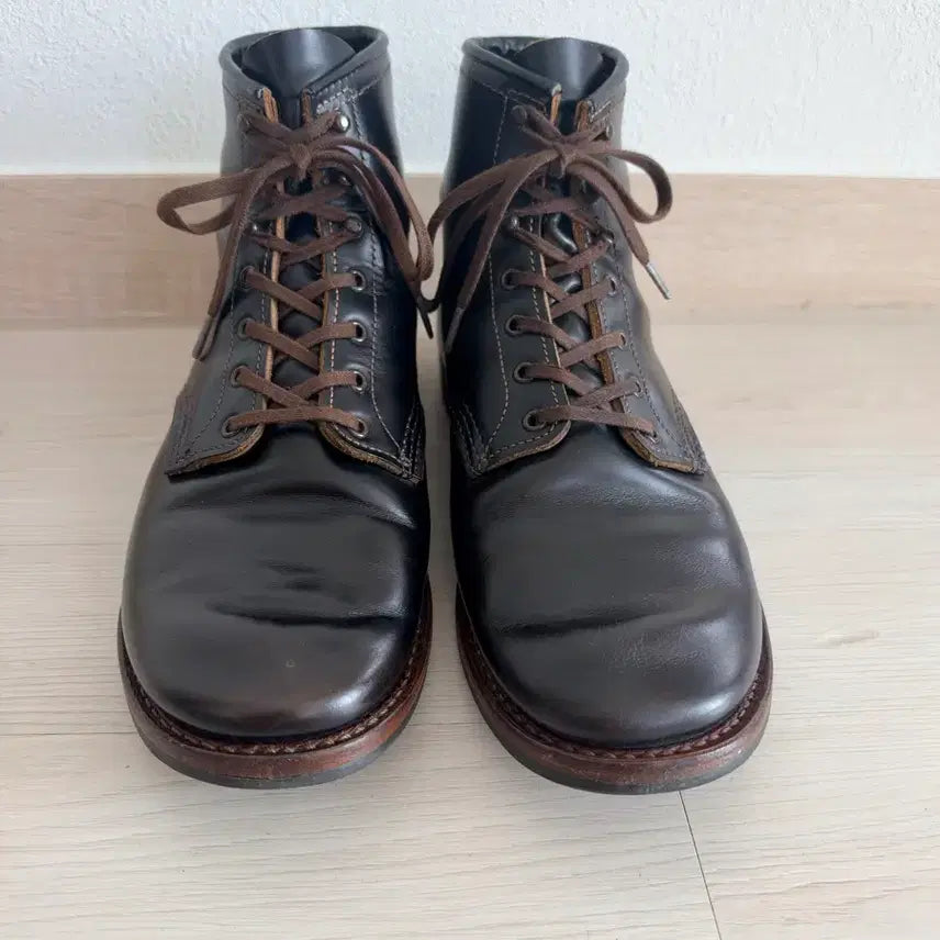 [BUNJANG] Red Wing 9060 Flatbox Boots / 레드윙 9060 플랫박스 275